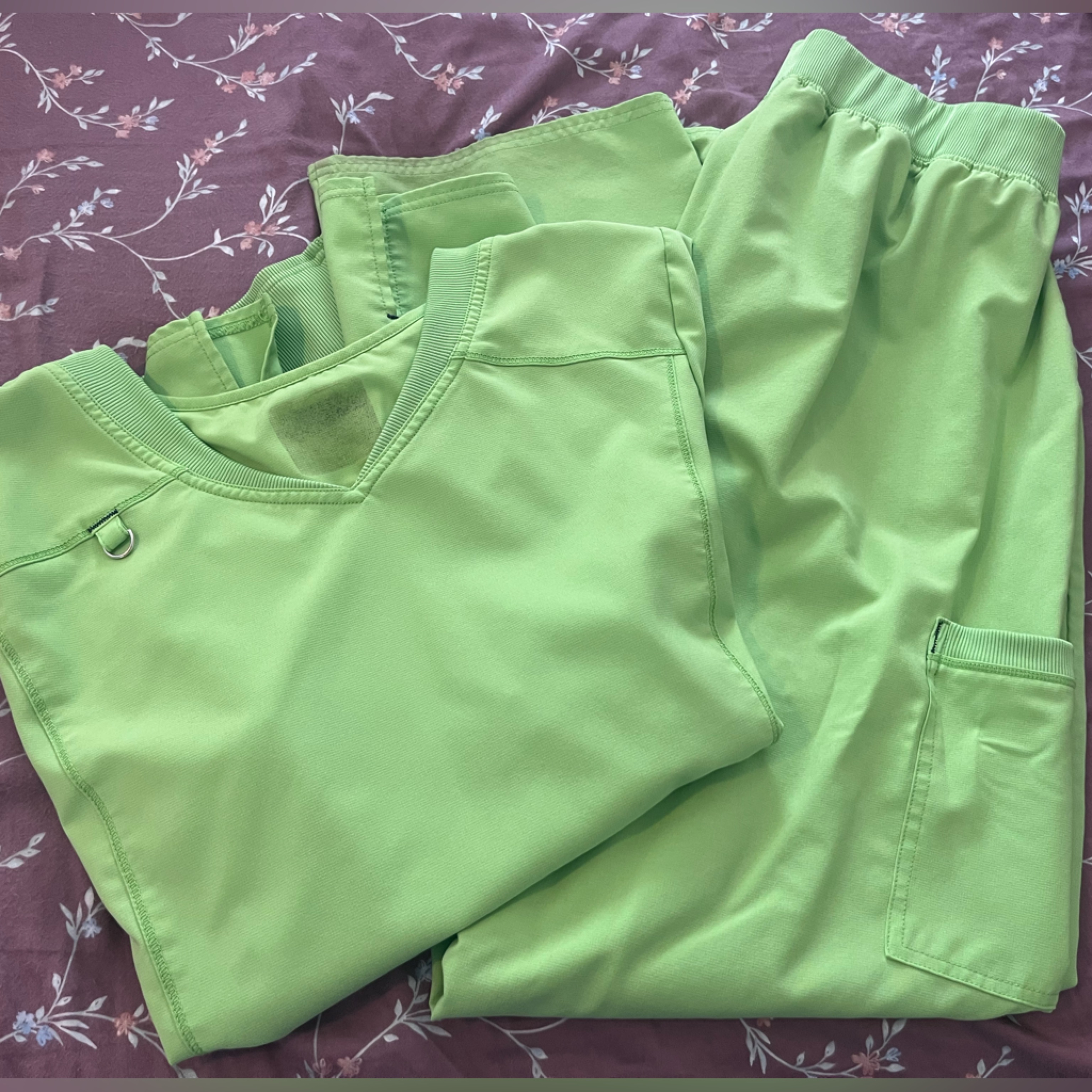 Scrub Star Scrub Set